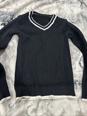 SHEIN Black V-Neck Cable Knit Sweater with White Trim